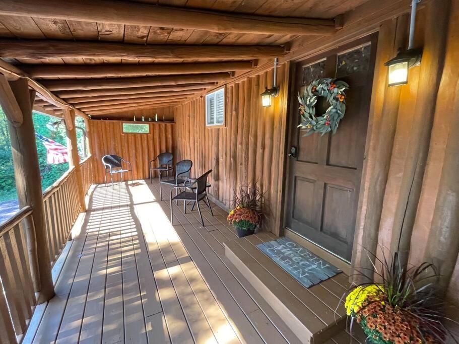 Cozy Log Cabin In Jim Thorpe Exterior photo